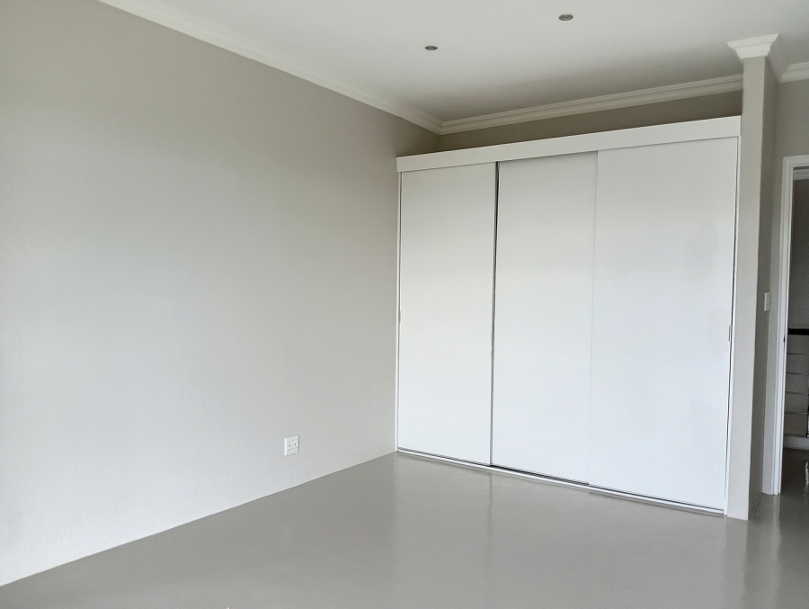 5 Bedroom Property for Sale in Shakas Rock KwaZulu-Natal