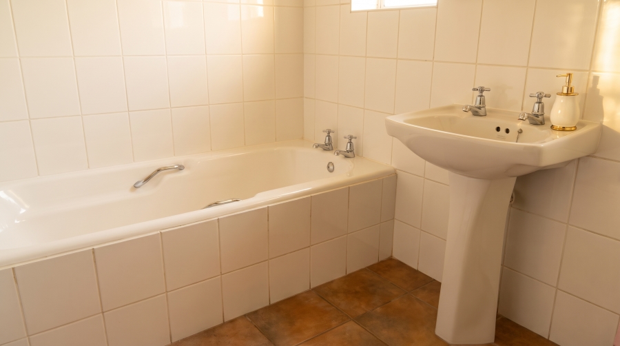 8 Bedroom Property for Sale in Scottsville KwaZulu-Natal