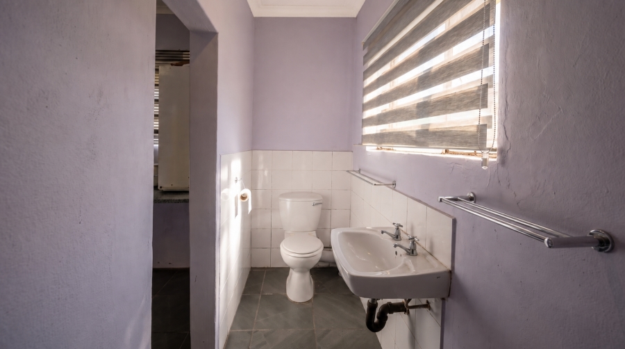 8 Bedroom Property for Sale in Scottsville KwaZulu-Natal