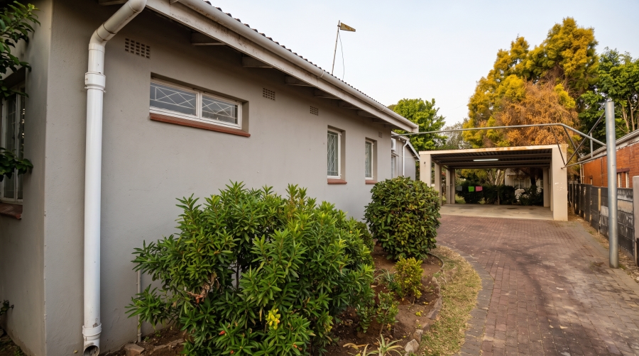 8 Bedroom Property for Sale in Scottsville KwaZulu-Natal