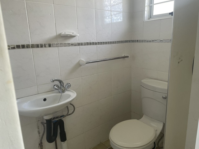 To Let 4 Bedroom Property for Rent in Hillary KwaZulu-Natal
