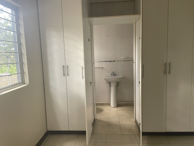 To Let 4 Bedroom Property for Rent in Hillary KwaZulu-Natal