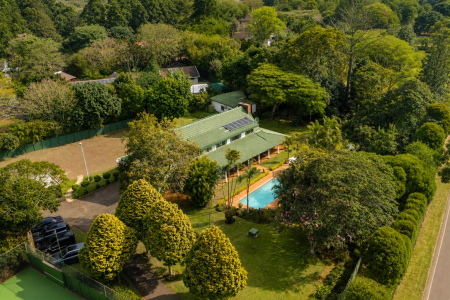 5 Bedroom Property for Sale in Winston Park KwaZulu-Natal