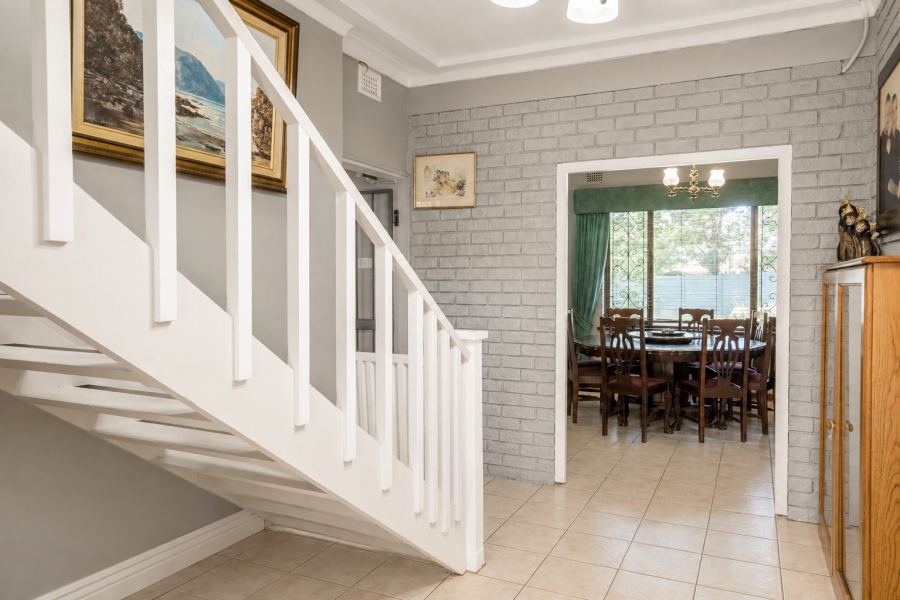 5 Bedroom Property for Sale in Winston Park KwaZulu-Natal