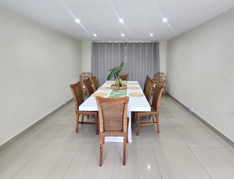 To Let 4 Bedroom Property for Rent in Durban North KwaZulu-Natal