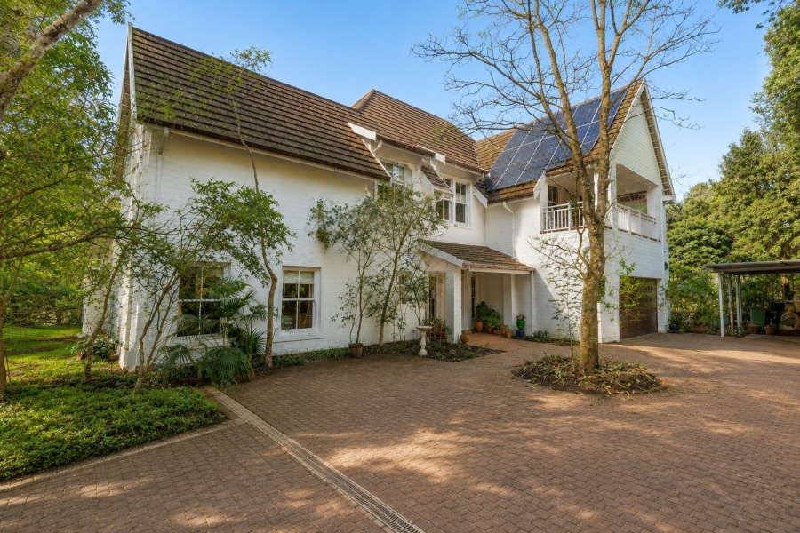 4 Bedroom Property for Sale in Kloof KwaZulu-Natal