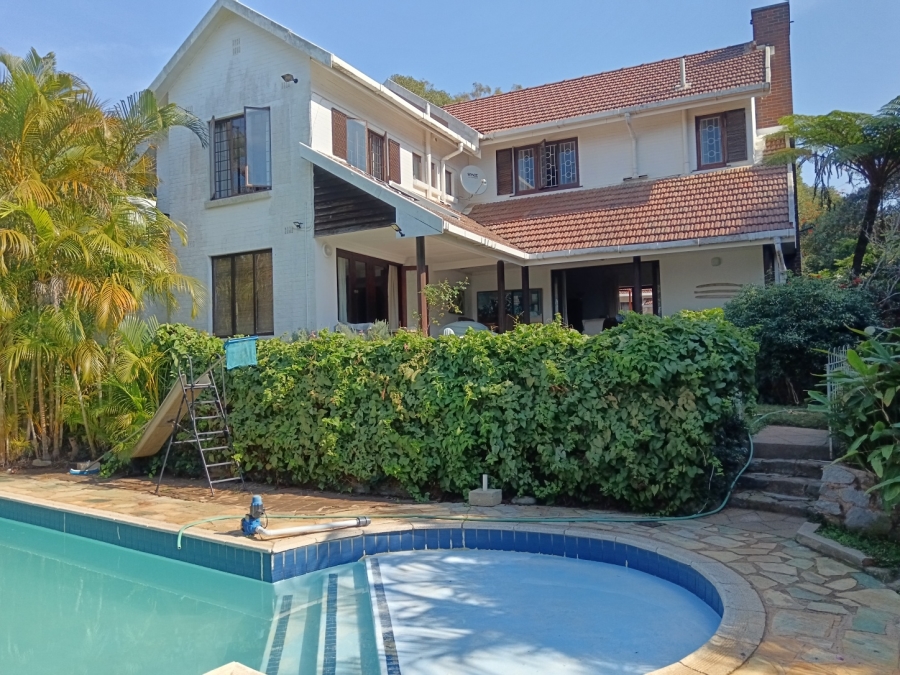 5 Bedroom Property for Sale in Athlone KwaZulu-Natal