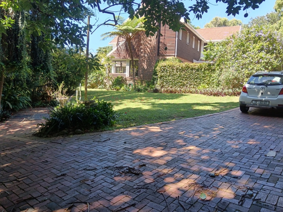 5 Bedroom Property for Sale in Athlone KwaZulu-Natal