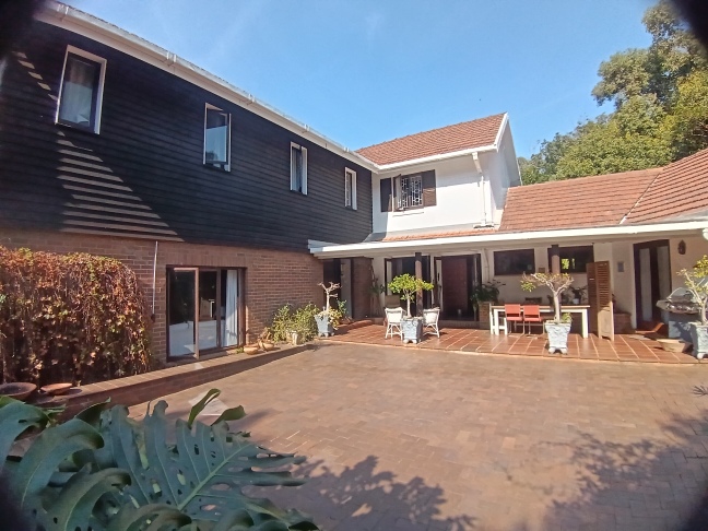 5 Bedroom Property for Sale in Athlone KwaZulu-Natal