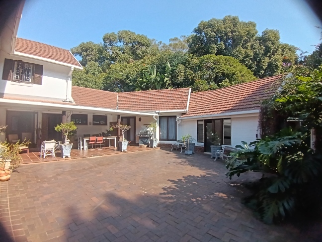 5 Bedroom Property for Sale in Athlone KwaZulu-Natal