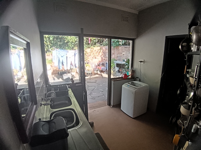 5 Bedroom Property for Sale in Athlone KwaZulu-Natal
