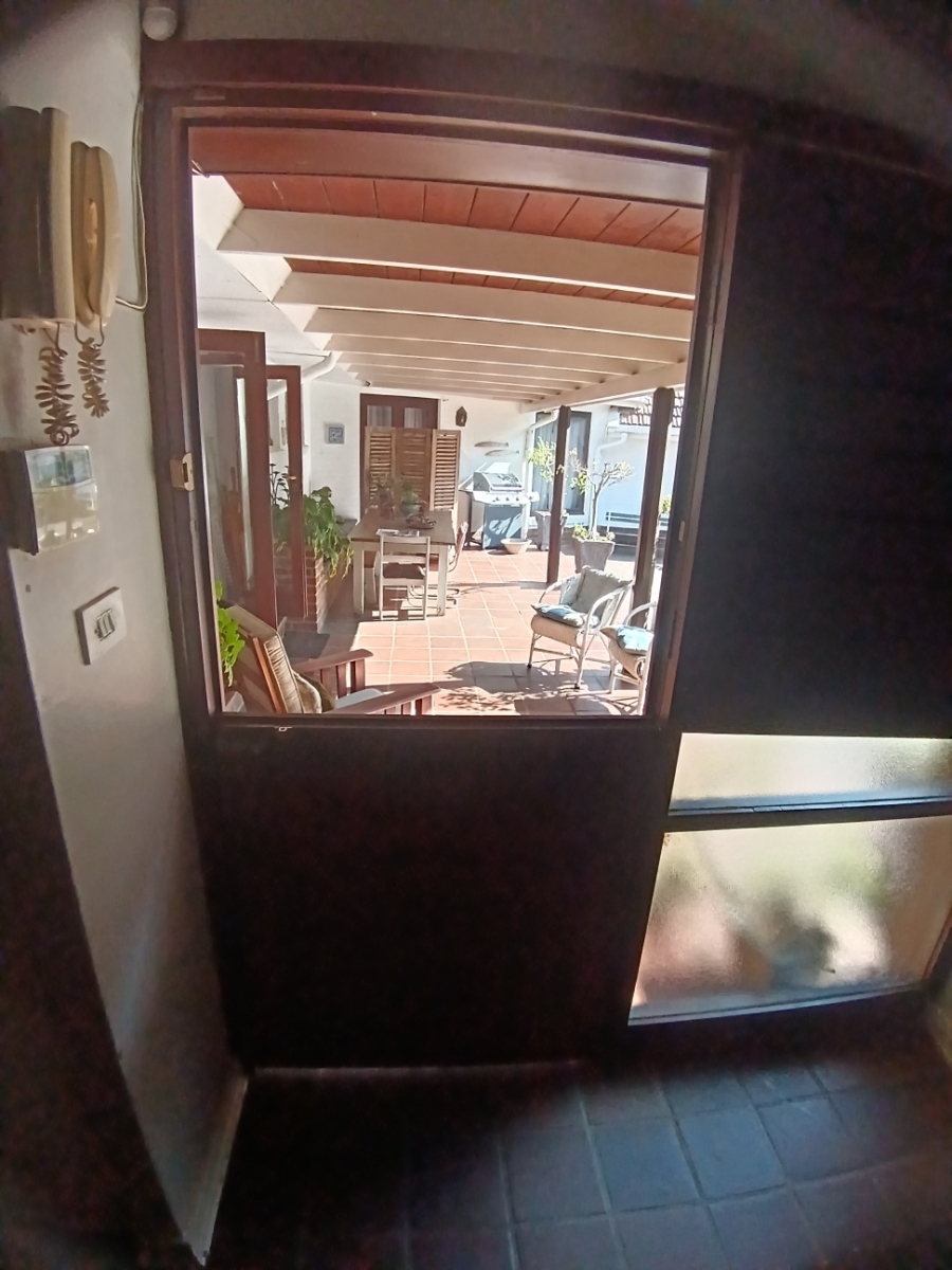 5 Bedroom Property for Sale in Athlone KwaZulu-Natal