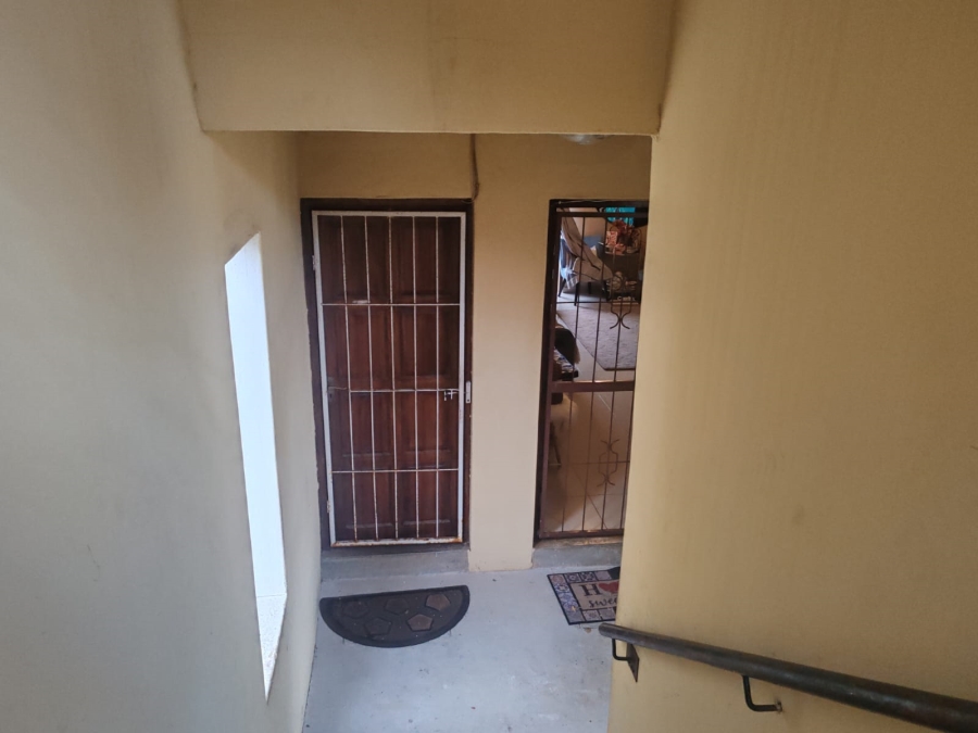 To Let 3 Bedroom Property for Rent in Southgate KwaZulu-Natal