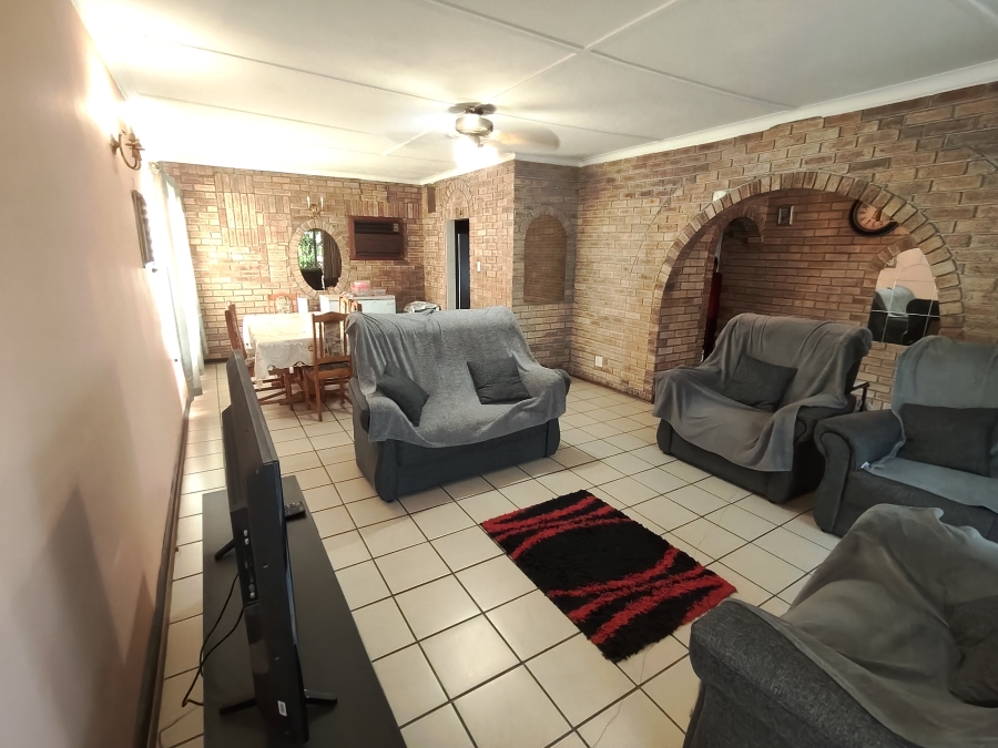 4 Bedroom Property for Sale in Farningham Ridge KwaZulu-Natal