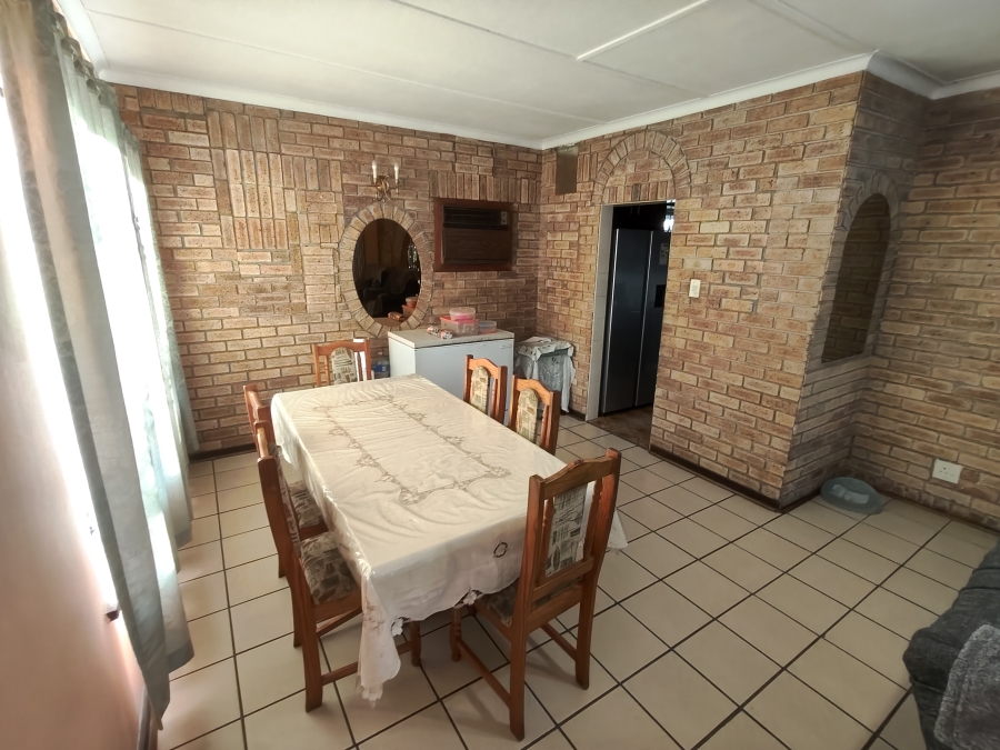 4 Bedroom Property for Sale in Farningham Ridge KwaZulu-Natal