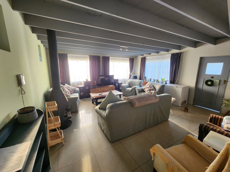 3 Bedroom Property for Sale in Greendale KwaZulu-Natal