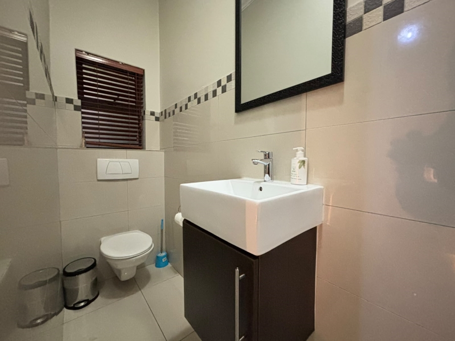 1 Bedroom Property for Sale in Umhlanga Ridge KwaZulu-Natal
