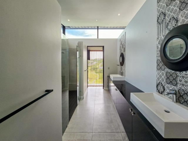 6 Bedroom Property for Sale in Simbithi Eco Estate KwaZulu-Natal