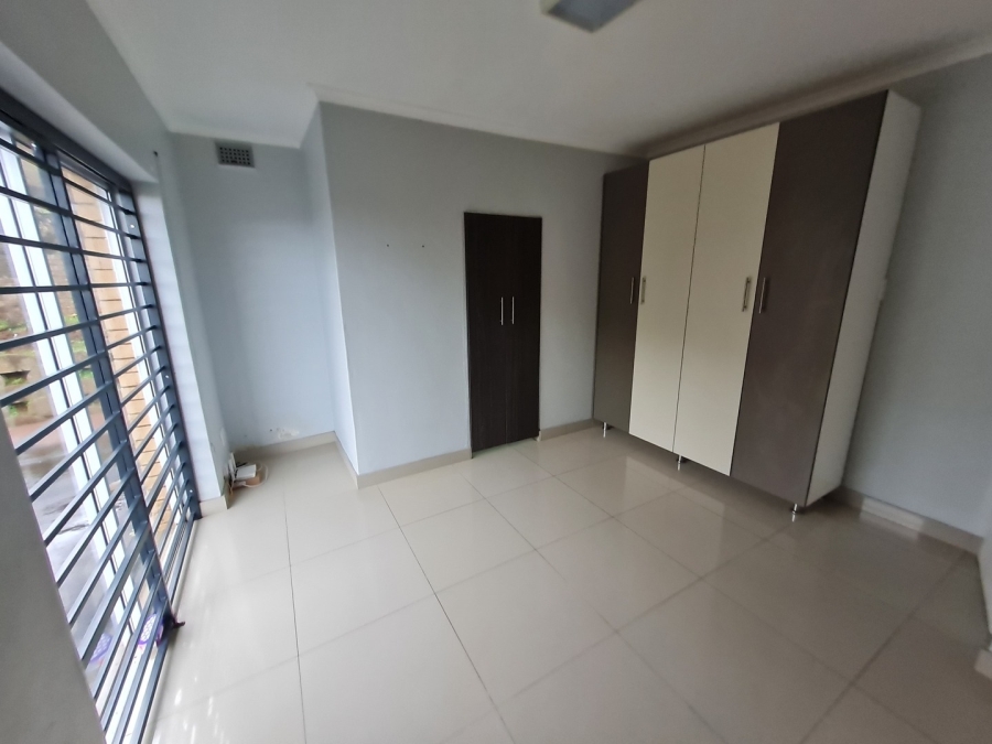 To Let 2 Bedroom Property for Rent in Bluff KwaZulu-Natal