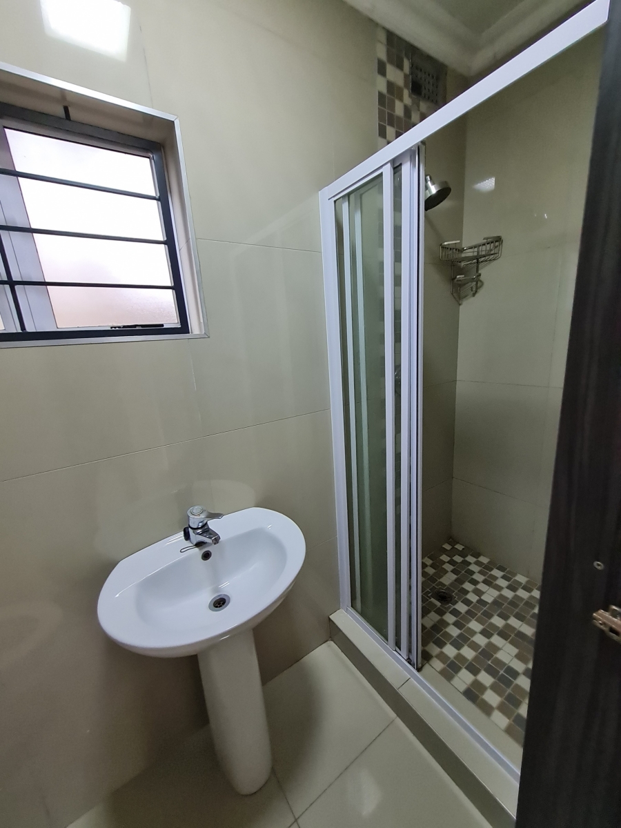 To Let 2 Bedroom Property for Rent in Bluff KwaZulu-Natal