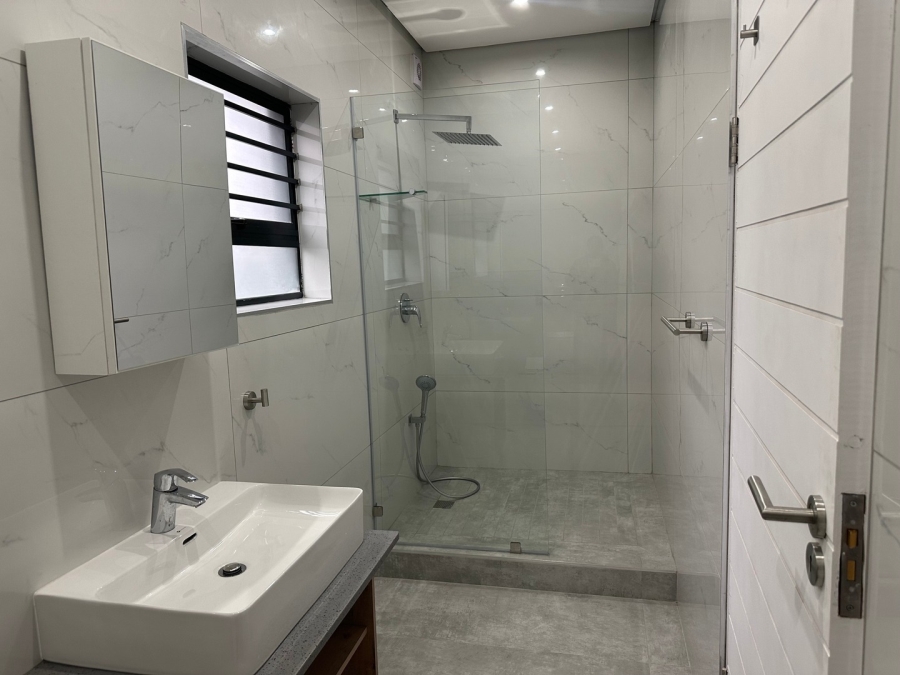 2 Bedroom Property for Sale in Umhlanga KwaZulu-Natal