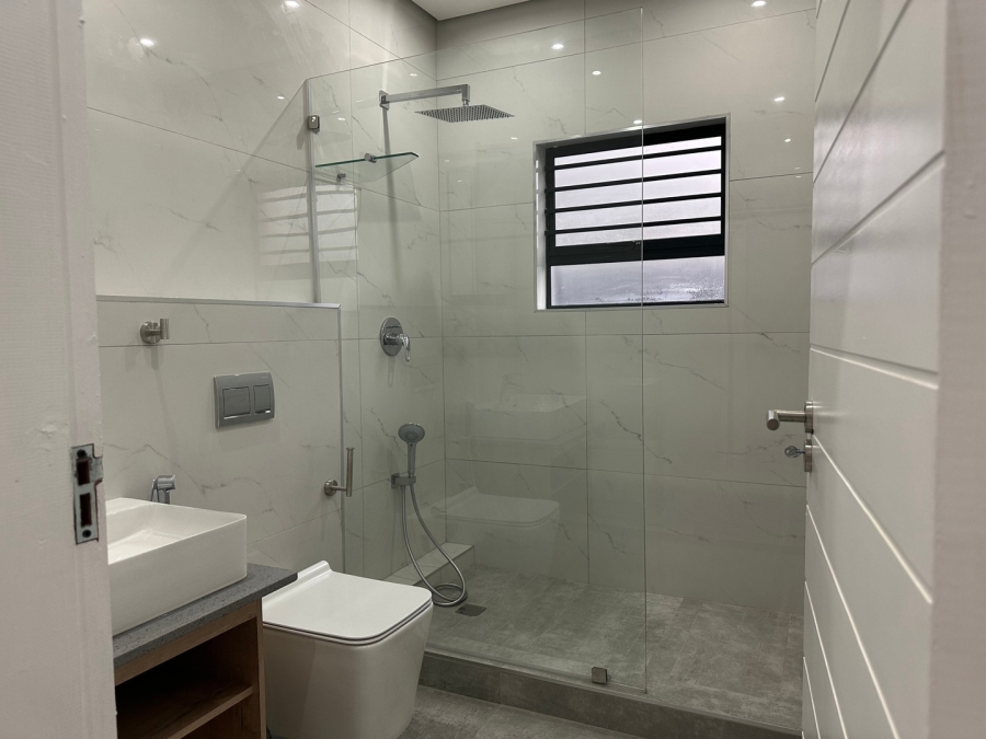 2 Bedroom Property for Sale in Umhlanga KwaZulu-Natal