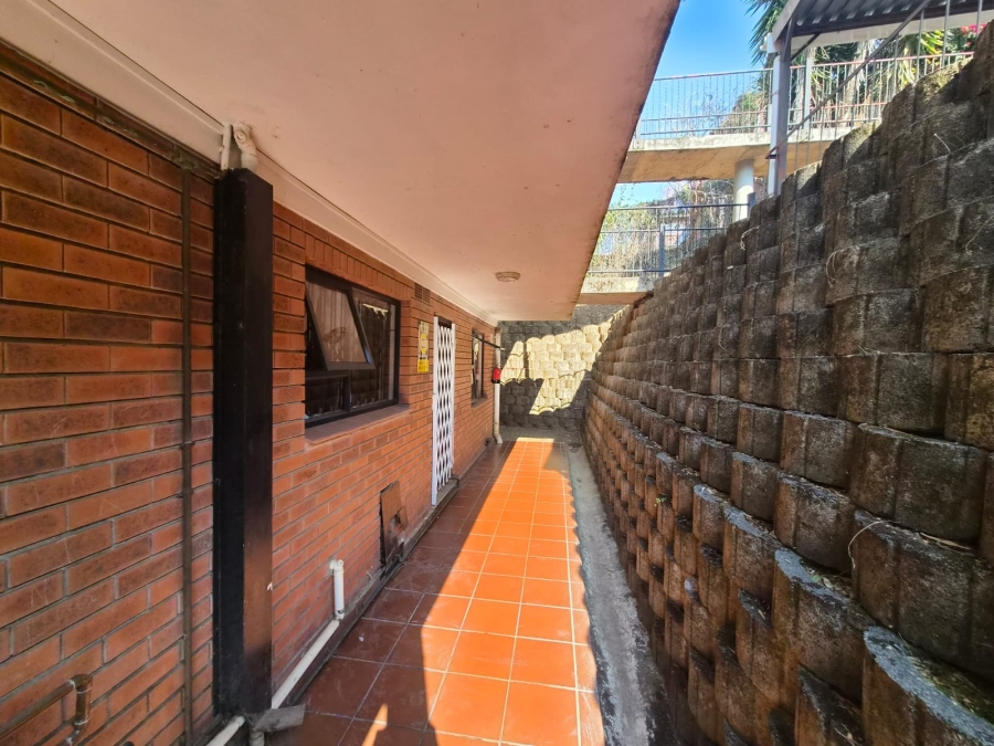 To Let 2 Bedroom Property for Rent in Prestbury KwaZulu-Natal