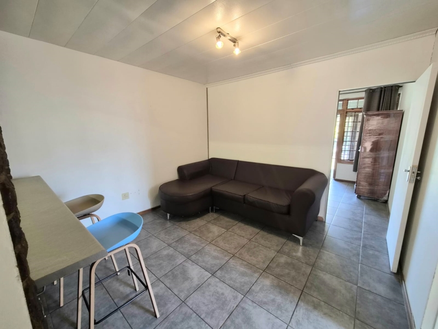 To Let 2 Bedroom Property for Rent in Scottsville KwaZulu-Natal