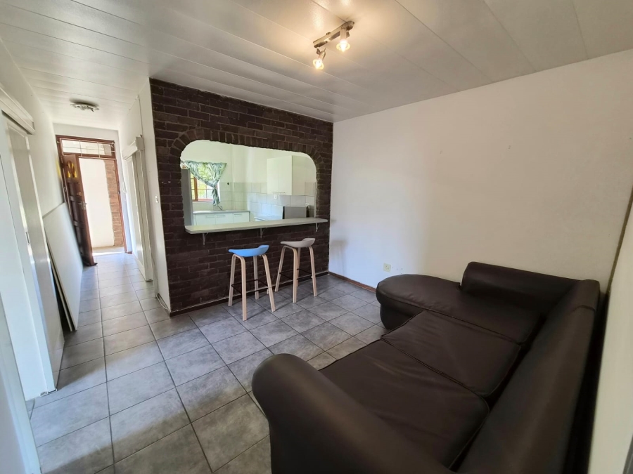 To Let 2 Bedroom Property for Rent in Scottsville KwaZulu-Natal