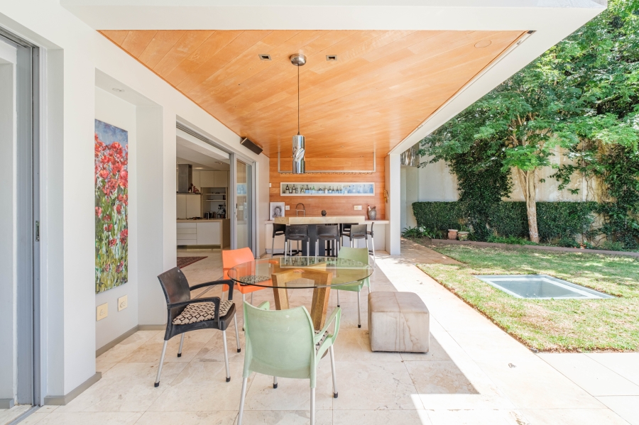 6 Bedroom Property for Sale in Deepdene KwaZulu-Natal