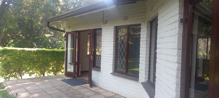 To Let 1 Bedroom Property for Rent in Waterfall KwaZulu-Natal