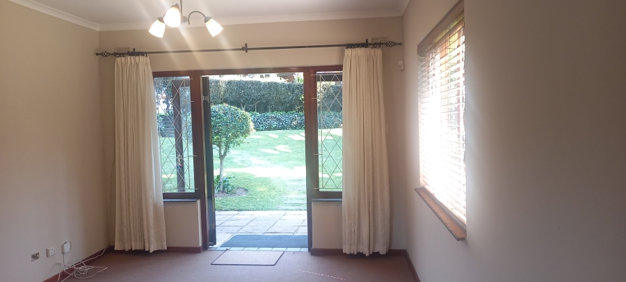 To Let 1 Bedroom Property for Rent in Waterfall KwaZulu-Natal
