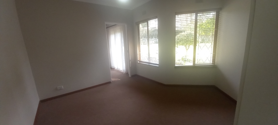 To Let 1 Bedroom Property for Rent in Waterfall KwaZulu-Natal