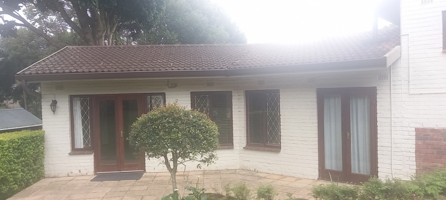 To Let 1 Bedroom Property for Rent in Waterfall KwaZulu-Natal