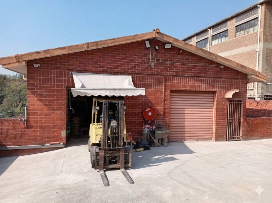 To Let Commercial Property for Rent in Verulam KwaZulu-Natal