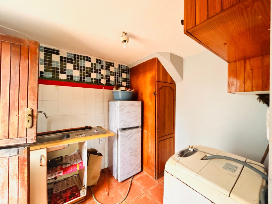 11 Bedroom Property for Sale in Meer En See KwaZulu-Natal