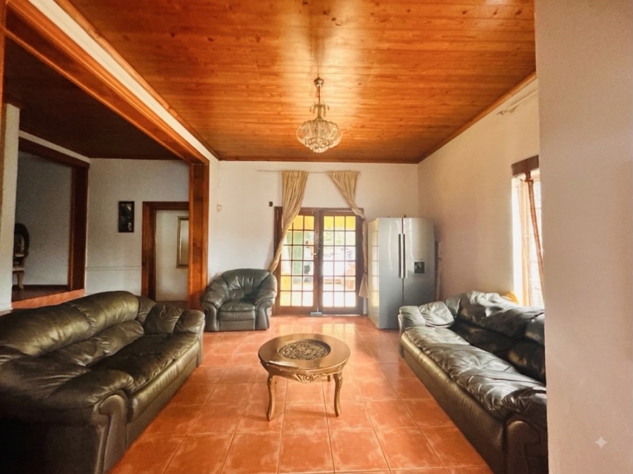 11 Bedroom Property for Sale in Meer En See KwaZulu-Natal