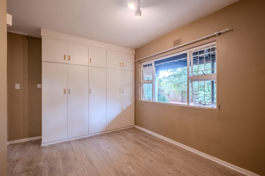 2 Bedroom Property for Sale in Sunningdale KwaZulu-Natal