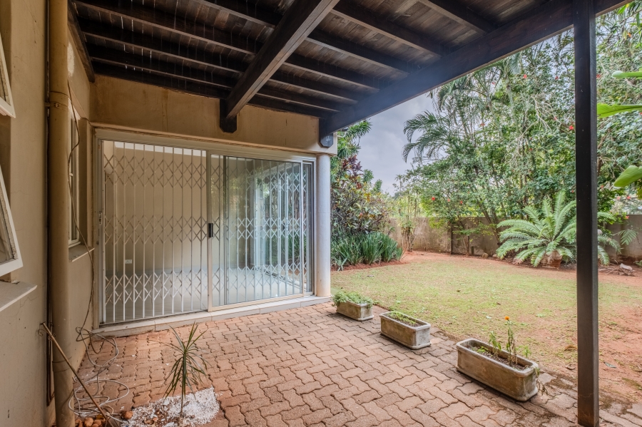 2 Bedroom Property for Sale in Sunningdale KwaZulu-Natal