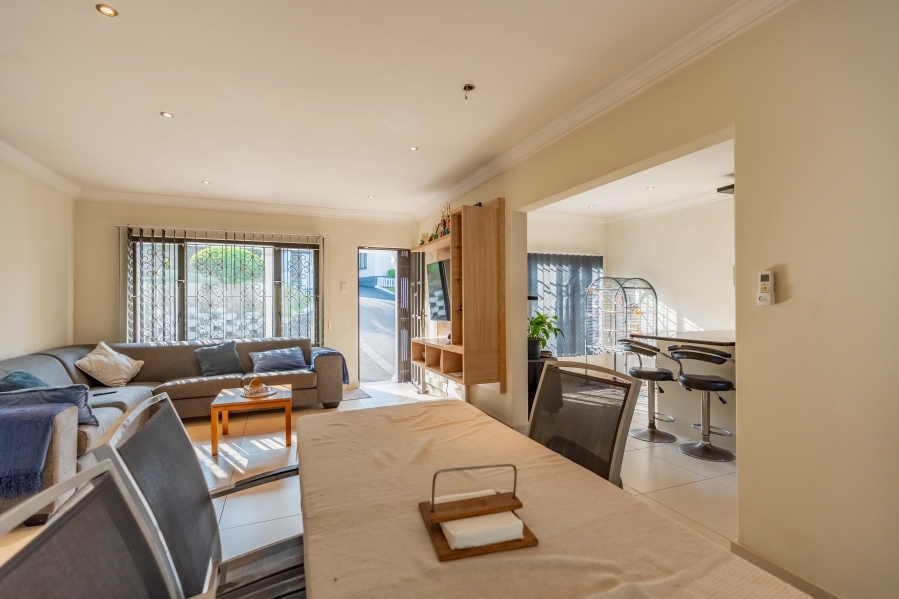 4 Bedroom Property for Sale in Bellair KwaZulu-Natal