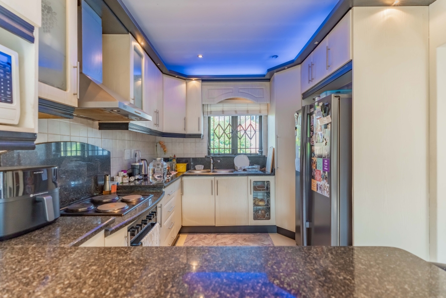 4 Bedroom Property for Sale in Bellair KwaZulu-Natal