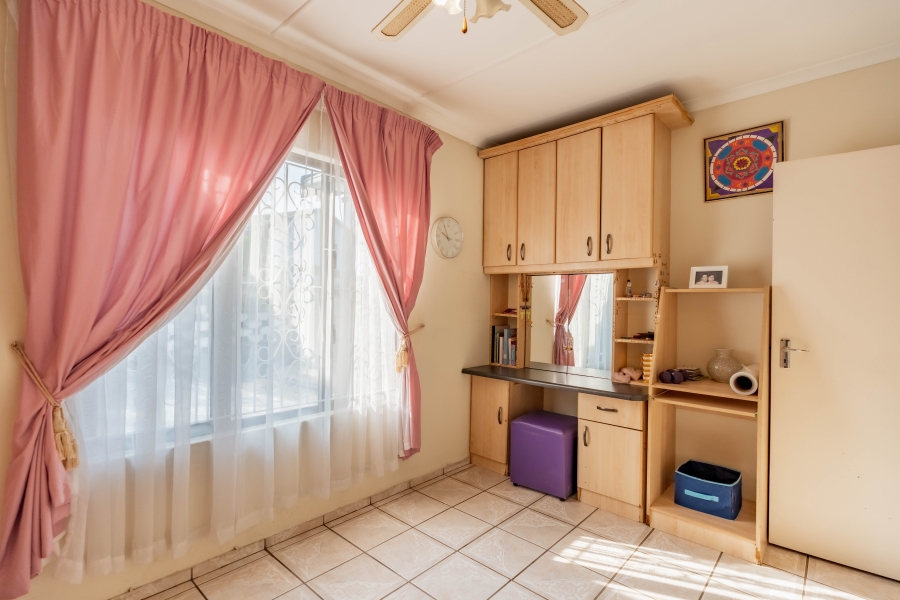 4 Bedroom Property for Sale in Bellair KwaZulu-Natal