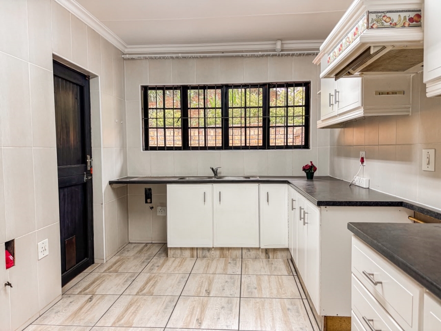 3 Bedroom Property for Sale in Montrose KwaZulu-Natal
