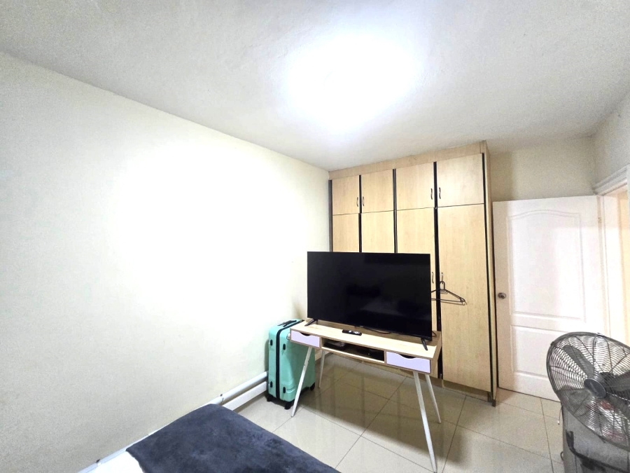 To Let 2 Bedroom Property for Rent in Somerset Park KwaZulu-Natal