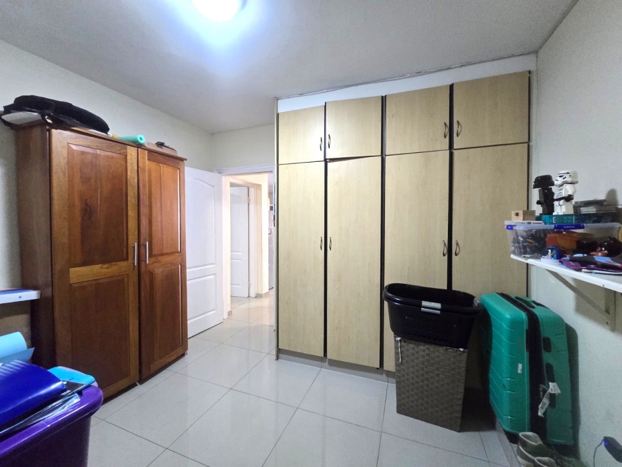 To Let 2 Bedroom Property for Rent in Somerset Park KwaZulu-Natal