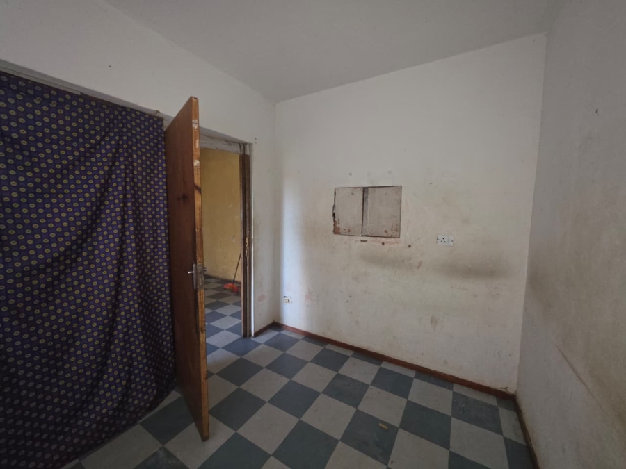 2 Bedroom Property for Sale in Empangeni Central KwaZulu-Natal