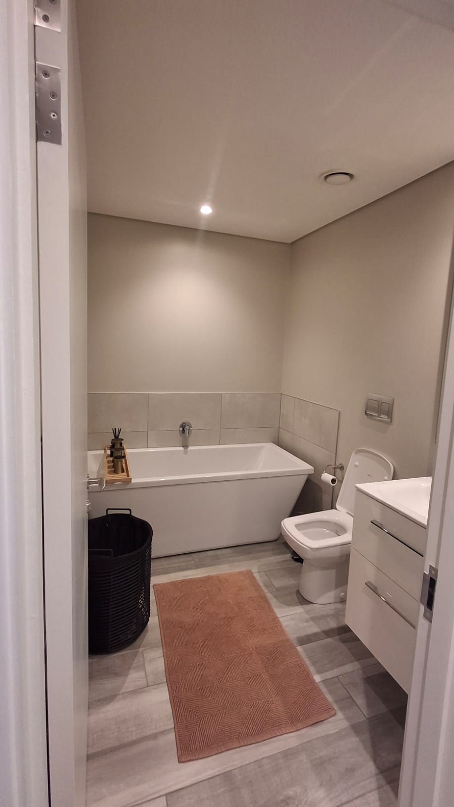 To Let 2 Bedroom Property for Rent in Umhlanga KwaZulu-Natal