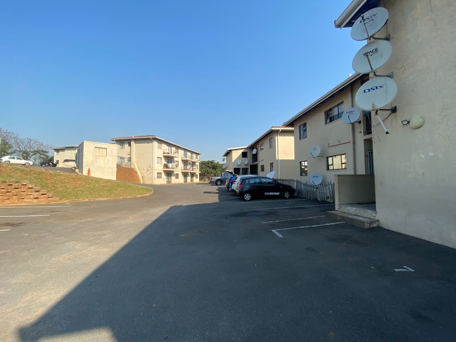 To Let 2 Bedroom Property for Rent in Sea View KwaZulu-Natal