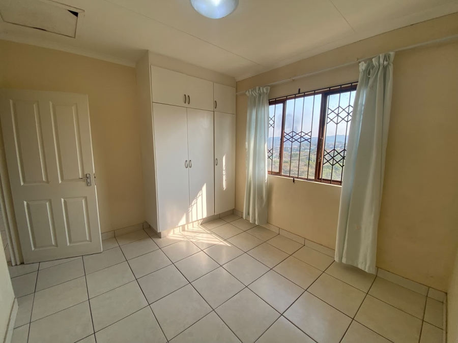 To Let 2 Bedroom Property for Rent in Sea View KwaZulu-Natal