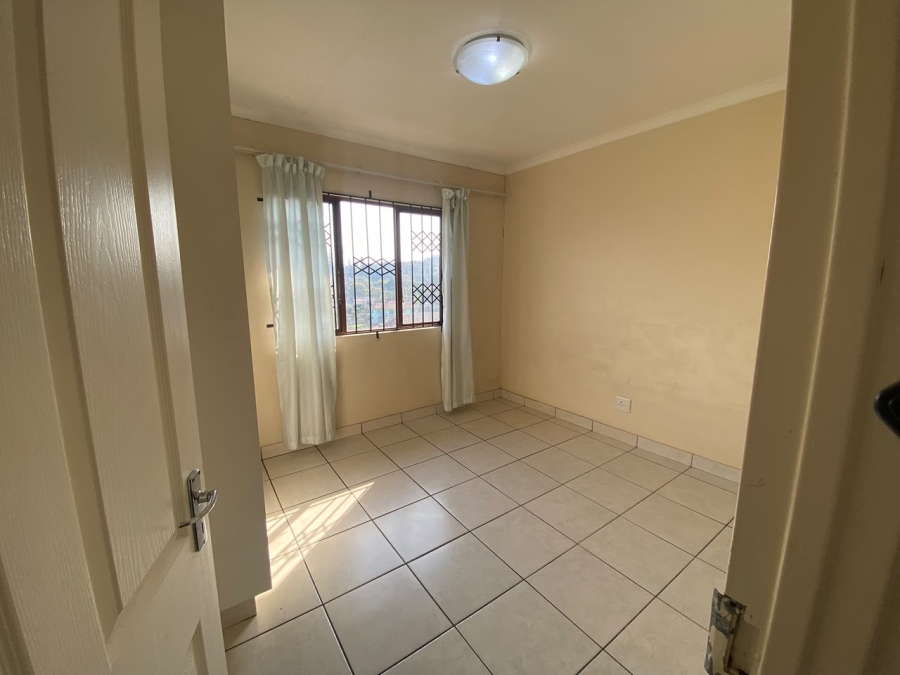 To Let 2 Bedroom Property for Rent in Sea View KwaZulu-Natal